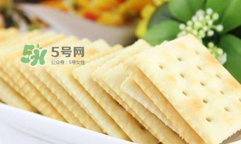 孕婦能吃蘇打餅干嗎？孕婦吃蘇打餅干好嗎？