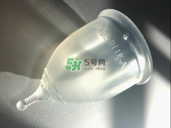 衛(wèi)生棉條和衛(wèi)生巾哪個好？衛(wèi)生棉條和衛(wèi)生巾的區(qū)別