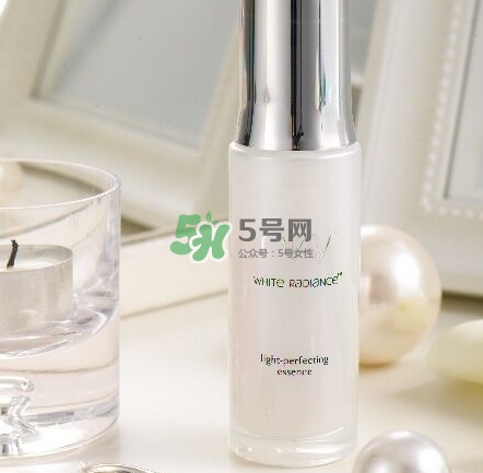olay小白瓶和樂敦cc美容液哪個好？olay小白瓶和樂敦cc順序