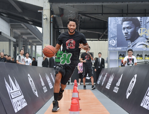 2017羅斯中國行上腳穿的球鞋是什么牌子_哪個型號？