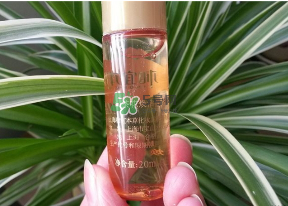相宜本草山茶花系列怎么樣？相宜本草山茶花系列適合什么年齡？