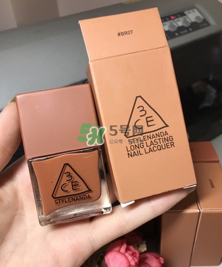 小編推薦秋冬必敗土色指彩！摩登先生、3CE都榜上有名