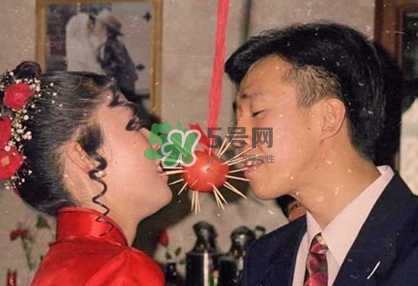 古代鬧洞房都是怎么鬧的？鬧洞房的習(xí)俗是怎么來(lái)的？