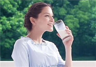 孕婦奶粉和普通奶粉的區別  懷孕必須喝孕婦奶粉嗎？