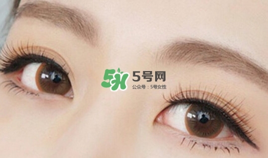 波浪眉是怎么畫的？為什么流行波浪眉？