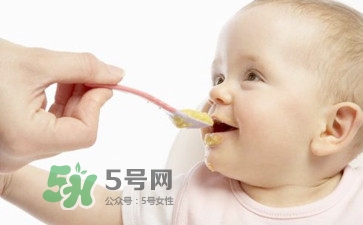 一歲后的寶寶如何喂養(yǎng)？寶寶喝牛奶好嗎？