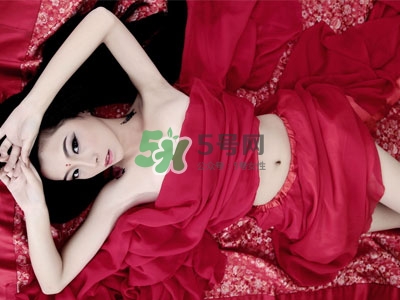 婚外戀男人動情的表現 為什么出軌的人越來越多