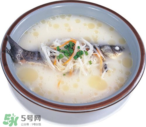 鯽魚湯怎么去腥味？鯽魚湯熬多長時間最好？