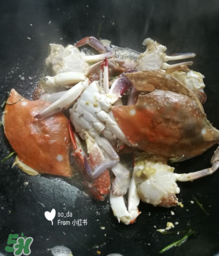 來月經能吃梭子蟹嗎？經期能吃梭子蟹嗎？