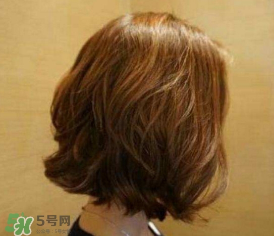 染發多久一次比較好？燙頭發多久一次比較好