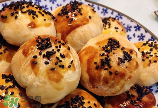 蛋黃酥是什么味道？蛋黃酥味道怎么樣？