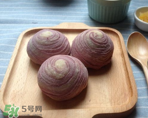 蛋黃酥什么牌子的好吃？蛋黃酥哪個牌子好吃？
