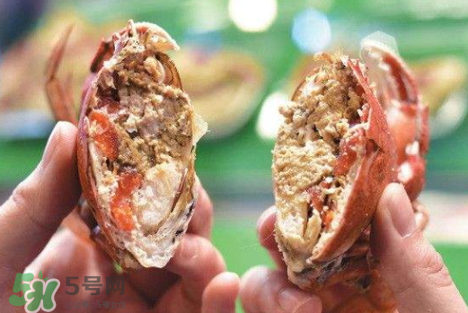 蟹黃是黑色的怎么回事？蟹黃中間有黑的是什么？