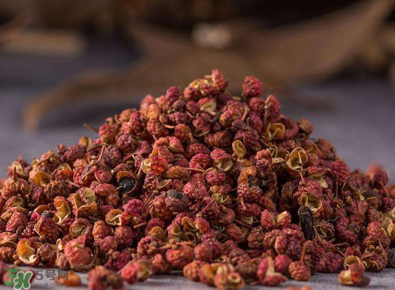 花椒泡腳有什么好處？花椒泡腳可以天天泡嗎？