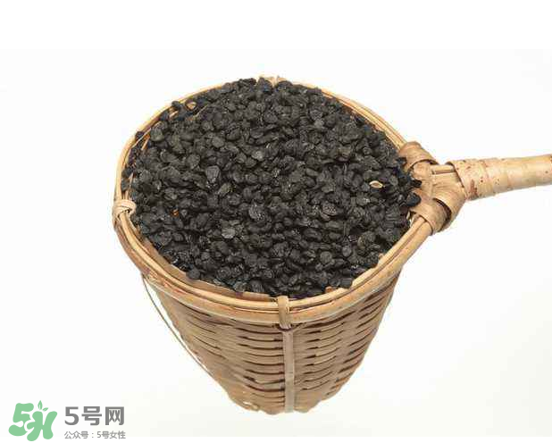 韭菜籽可以泡酒嗎？韭菜籽可以腌著吃嗎？