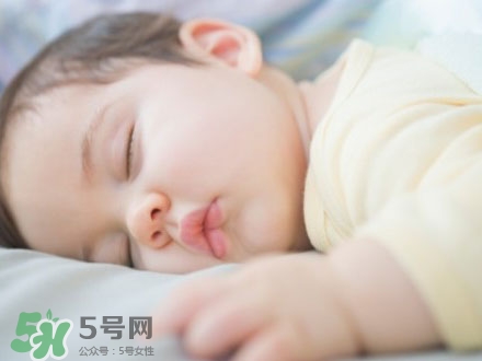 寶寶張嘴睡覺怎么回事？寶寶張嘴睡覺怎么糾正？