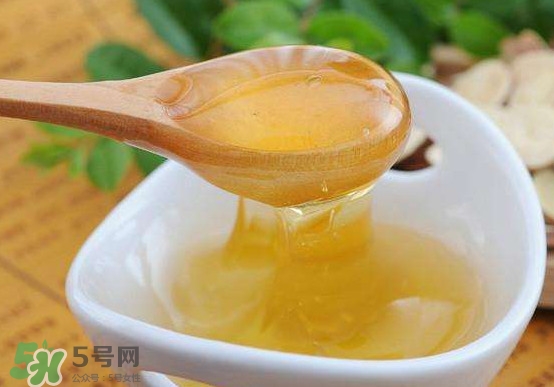 æ¤´æ¨¹èœœå’Œç™¾èŠ±èœœå“ªå€‹å¥½ï¼Ÿæ¤´æ¨¹èœœå’Œç™¾èŠ±èœœçš„å€åˆ¥