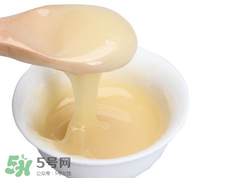 æ¤´æ¨¹èœœå’Œç™¾èŠ±èœœå“ªå€‹å¥½ï¼Ÿæ¤´æ¨¹èœœå’Œç™¾èŠ±èœœçš„å€åˆ¥