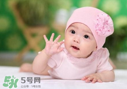 寶寶發(fā)燒出汗后可以洗澡嗎？寶寶發(fā)燒出汗好嗎？