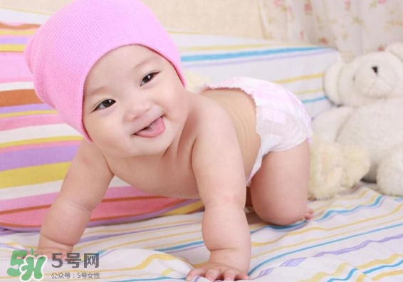寶寶發(fā)燒出汗可以蓋被子嗎？寶寶發(fā)燒出汗了會退燒嗎？