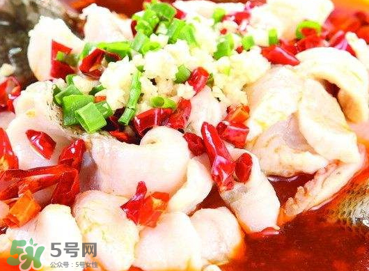 鱸魚可以做酸菜魚嗎？鱸魚可以做水煮魚嗎？