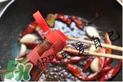 香辣蟹怎么做最好吃？香辣蟹怎么處理螃蟹？