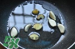 香辣蟹怎么做最好吃？香辣蟹怎么處理螃蟹？