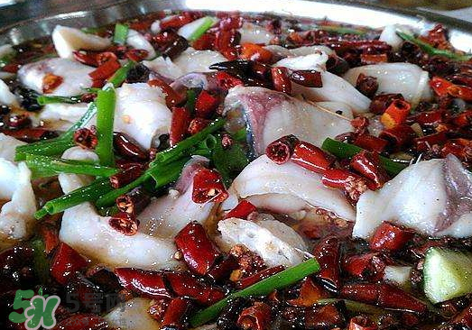 水煮魚可以放什么蔬菜？水煮魚可以放香菇嗎？