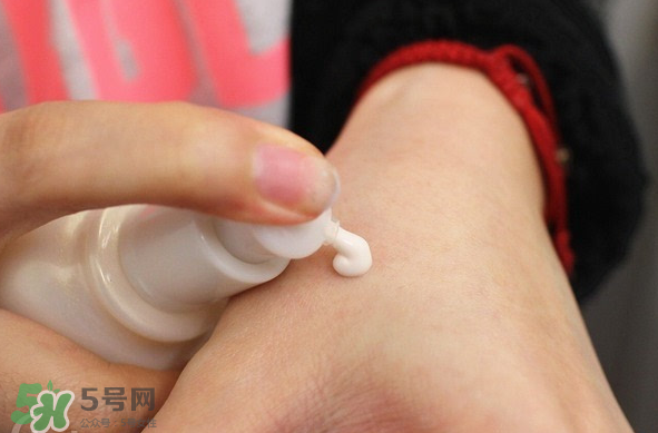 雪花秀妝前乳好用嗎？雪花秀妝前乳要卸妝嗎？