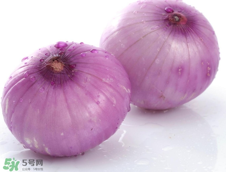 洋蔥汁能黑發(fā)嗎？洋蔥汁擦頭發(fā)能生發(fā)嗎？