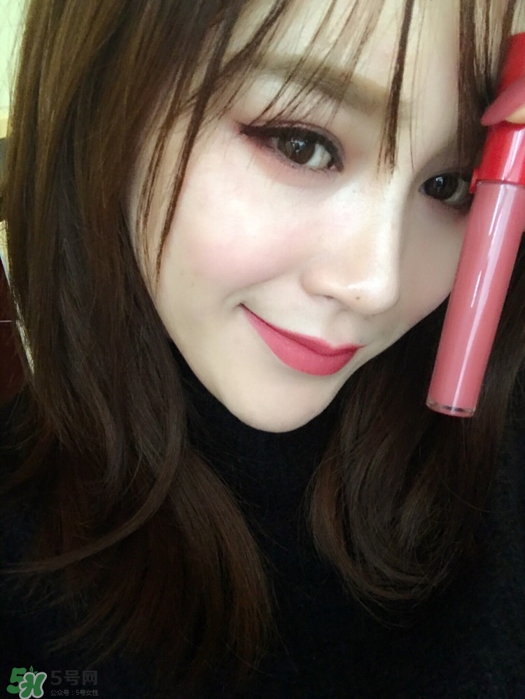 阿瑪尼唇釉500和501有什么區別_哪個好