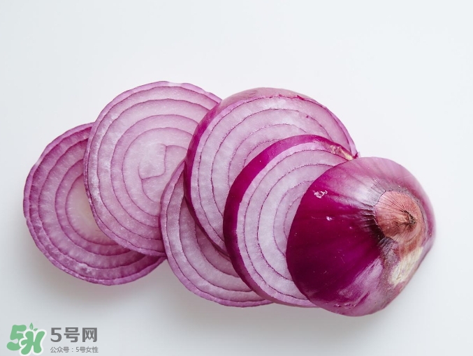 洋蔥榨汁能每天喝嗎？洋蔥汁能治什么病？