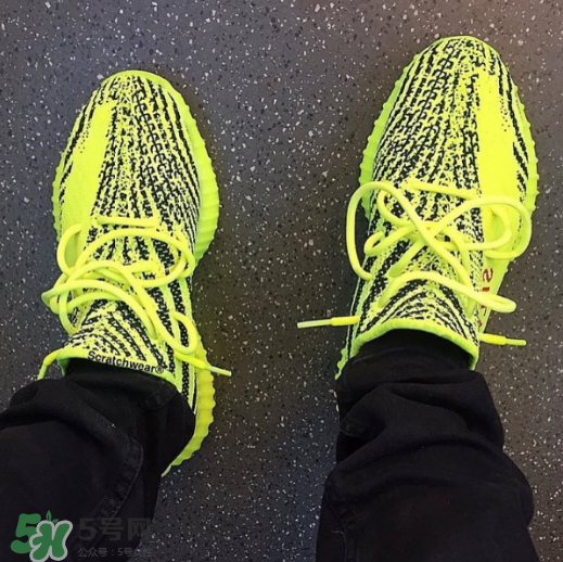 yeezy boost 350 v2 frozen yellow黃斑馬實物上腳效果怎么樣？