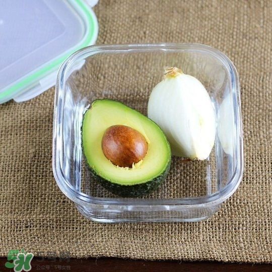 牛油果隔夜了還能吃嗎？牛油果可以冷凍保存嗎？