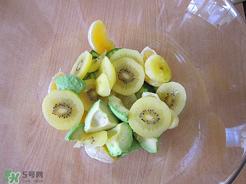 牛油果沙拉怎么做？牛油果沙拉用什么醬？