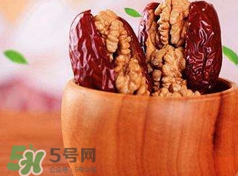 核桃與什么食物相克？核桃和什么一起吃有營養(yǎng)？