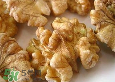 核桃怎么挑選好壞？怎么辨別核桃的好壞？