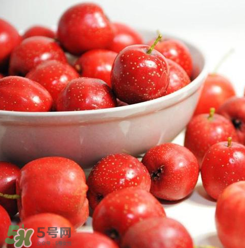 山楂和蜂蜜能一起沖水喝嗎？