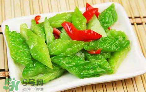 什么泡水喝能清熱降火？清熱降火吃什么？