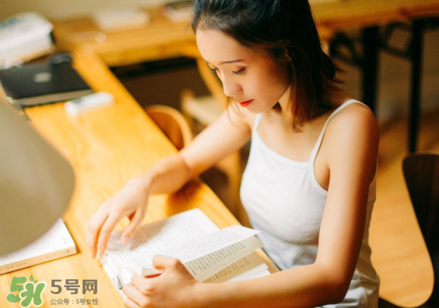 乳腺炎不發燒能喂奶嗎？乳腺炎輸液能喂奶嗎?