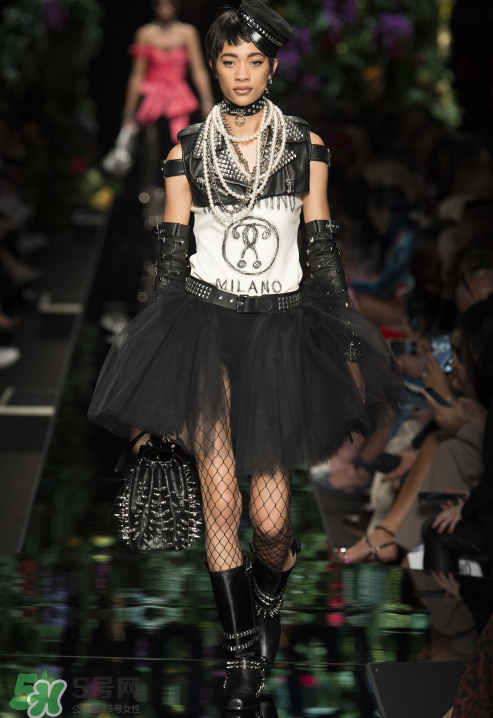 moschino2018春夏系列服裝怎么樣_好看嗎？