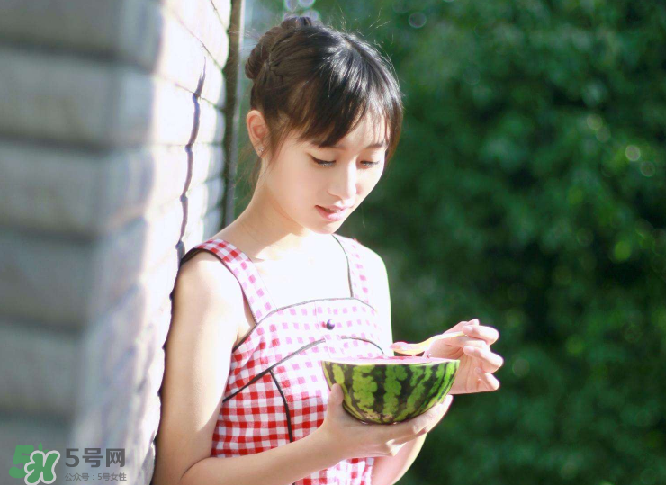 結膜炎眼睛腫了怎么辦？結膜炎眼睛紅幾天能好？