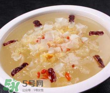 什么食物潤肺止咳？潤肺止咳湯的做法大全
