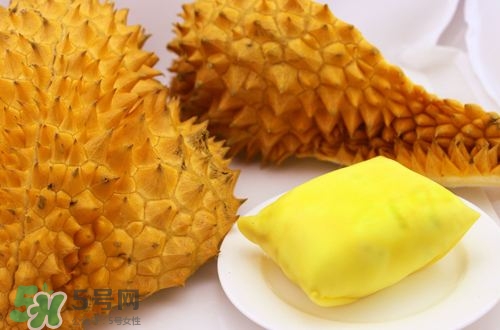 榴蓮和柿子能一起吃嗎？吃完榴蓮可以吃柿子嗎？