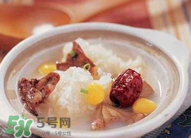 什么食物潤肺止咳？潤肺止咳湯的做法大全