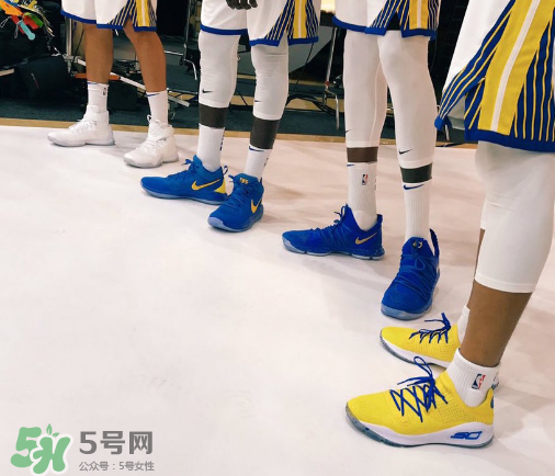 under armour curry 4 low warriors什么時候發售？