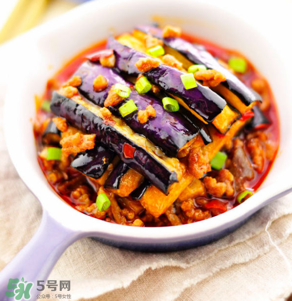 茄子把煮水能治咳嗽嗎？茄子怎么做好吃？