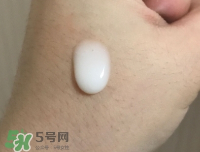 olay臻粹系列小臉精華多少錢？olay小臉精華適合年齡