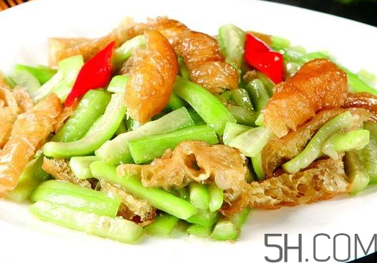 油條和什么炒好吃？油條可以炒什么菜？