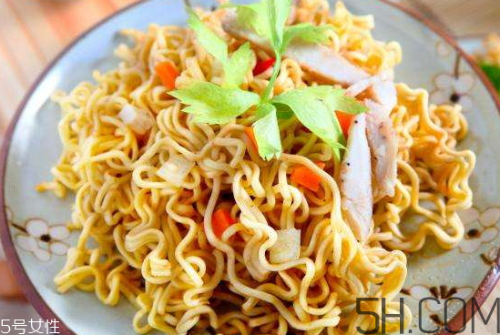 炒面為什么會粘鍋？炒面怎么不粘鍋？